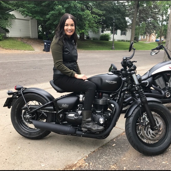 Meet your Posher, Cheryl - Picture 1 of 6